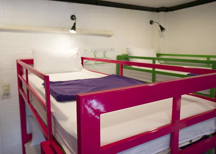Summer Guesthouse And Hostel เกาะเต่า